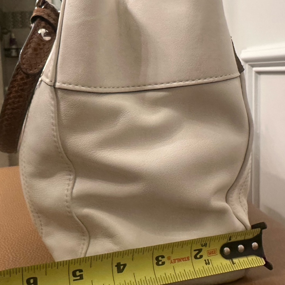 Coach Penelope Cream Leather Turnlock Tote Brown Trim - Picture 6 of 10